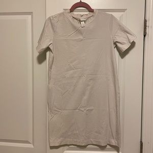 H&M Cream Short Sleeve Dress